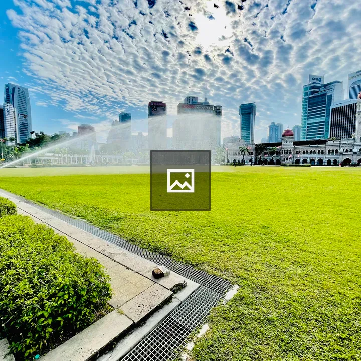 Sunrise at Independence Square Garden
