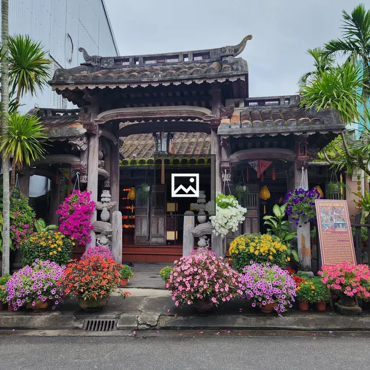Oldest traditional house in Hoi An