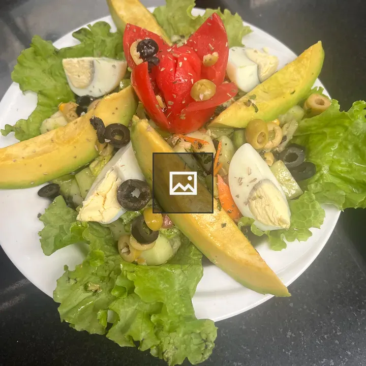 Salad with Lettuce and Avocado