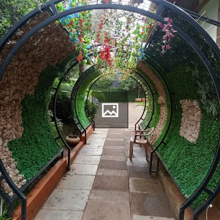 Circular Arch Tunnel Decor