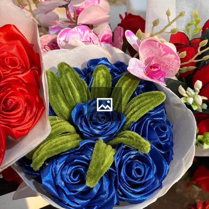 Bouquet of blue satin roses