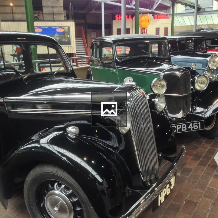 Cars of the 1930s at Beaulieu