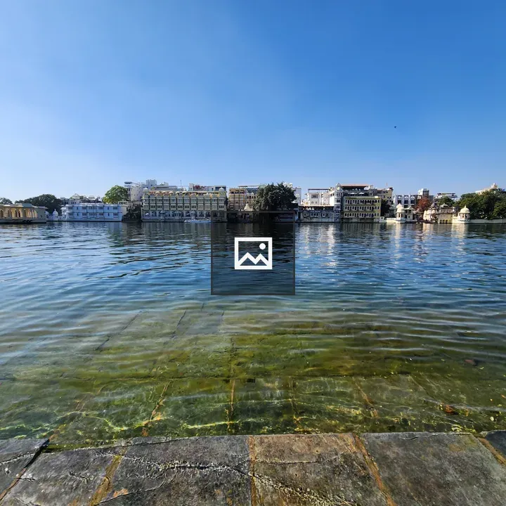 Gangaur Ghat at Lake Pichola
