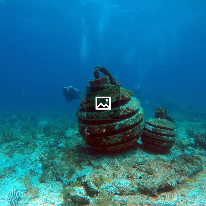 Underwater sculpture in Cancún