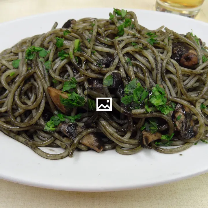 Spaghetti al nero di seppia