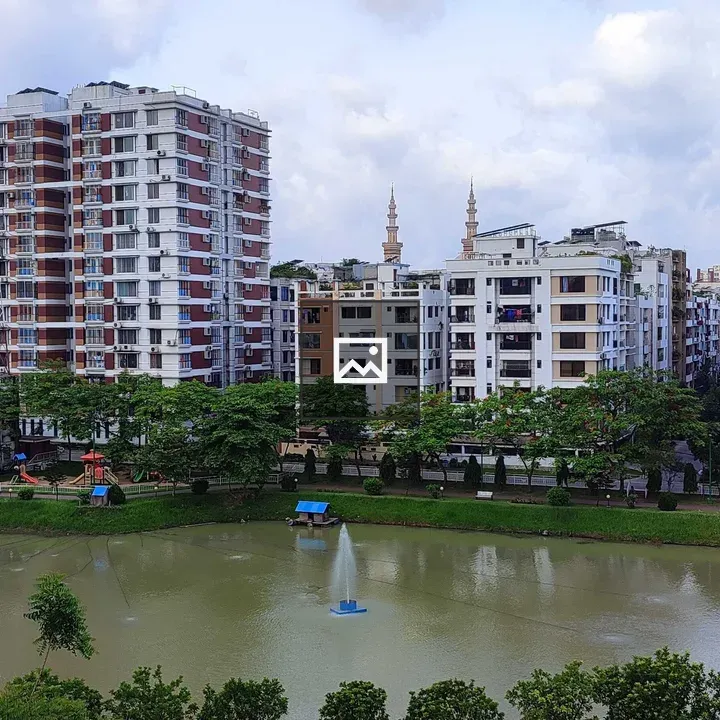 Joshna Shorobor scene in Dhaka