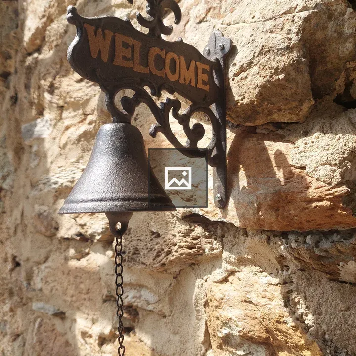 Welcome bell entrance