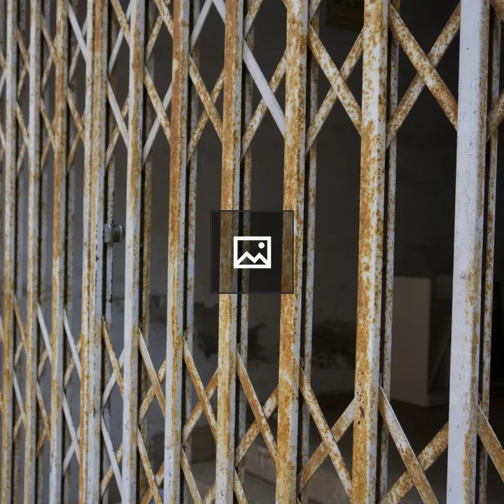 Rusty grating of a commercial premise