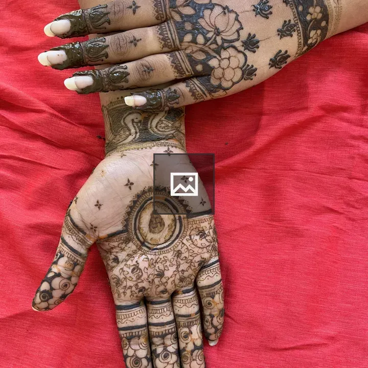 Mehndi on Hands image