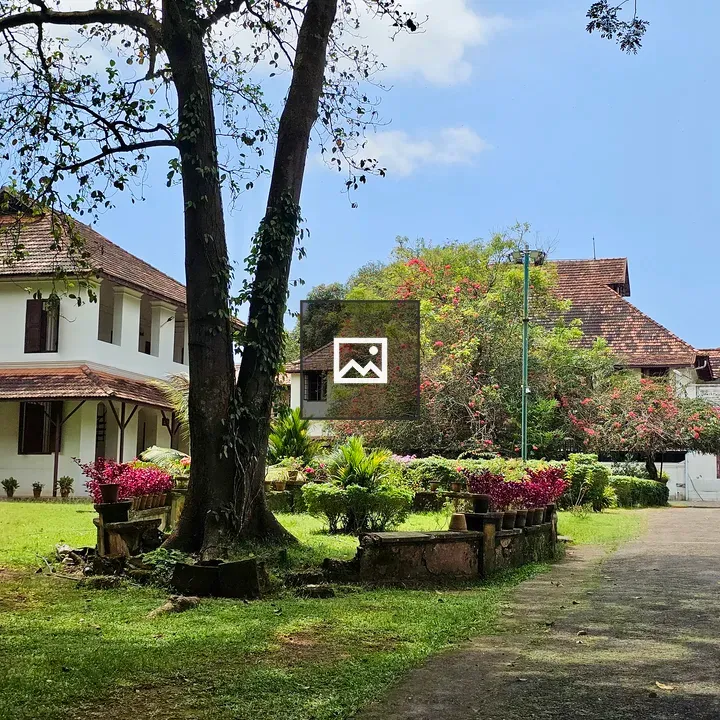 Garden scene at Hill Palace