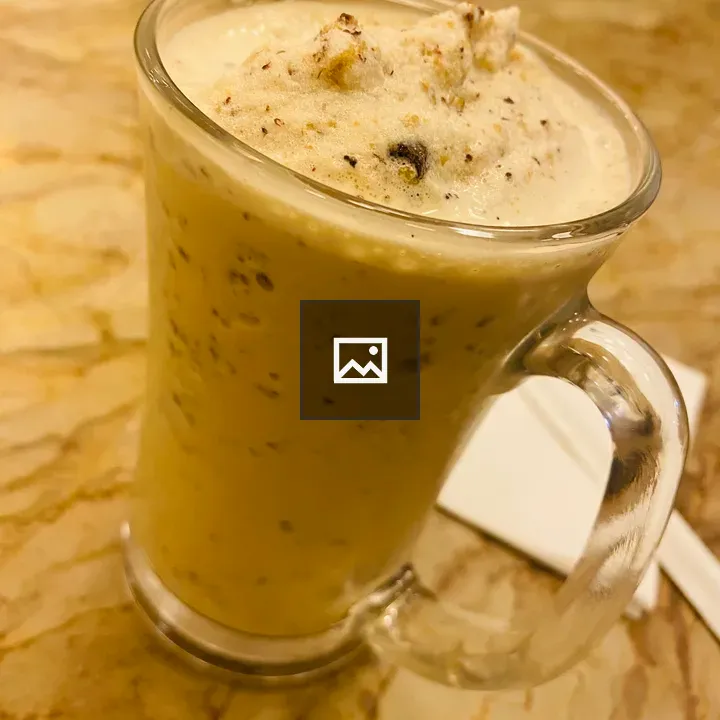 Cafe Freddo in Glass Mug