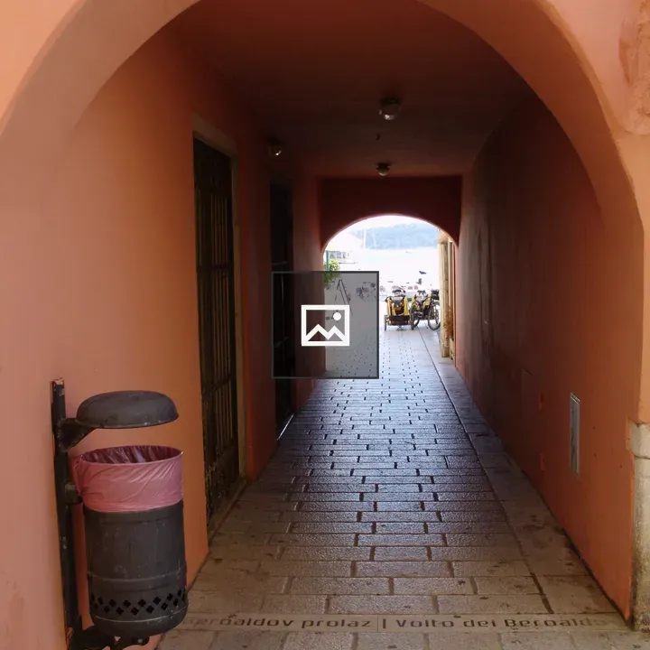 Passage Through Building Between Streets