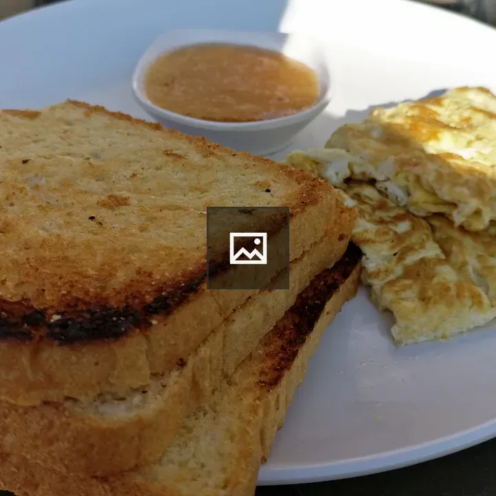 Toast and Omelet Breakfast