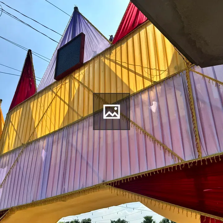 Decorative fabric structure