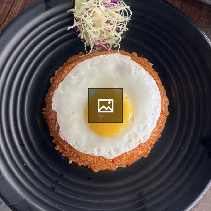 Kimchi fried rice with egg