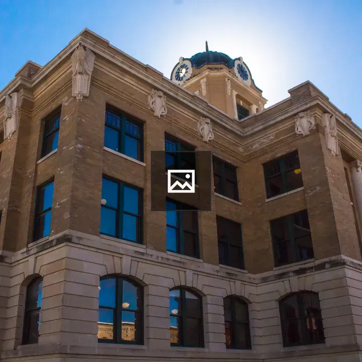 Town square courthouse