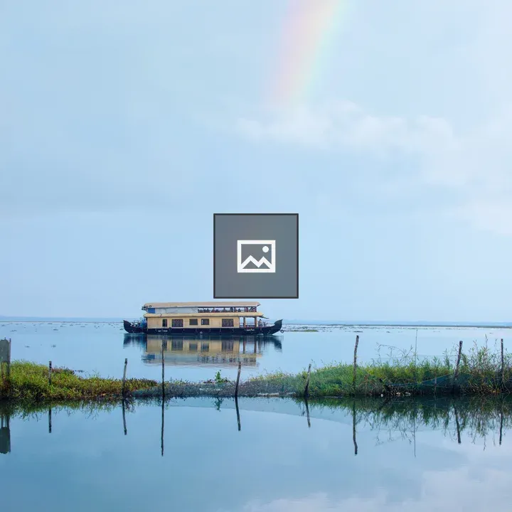 Lakeside Houseboat at Monsoon
