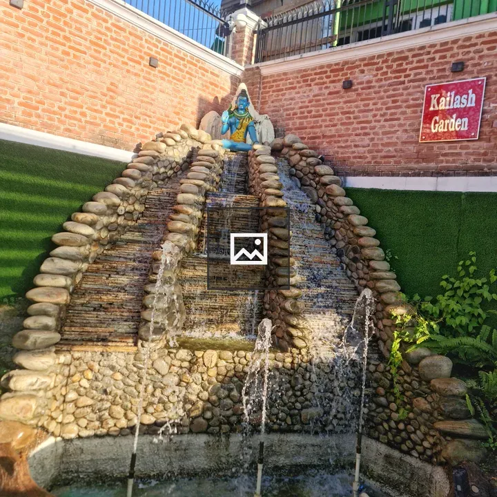 Artificial water fountains with Lord Shiva