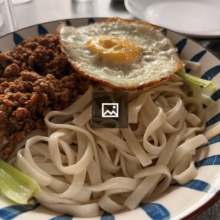 Noodles with Egg and Minced Meat