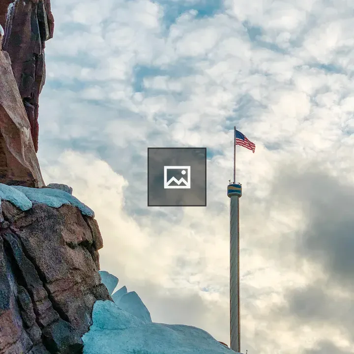 US flag atop Sea World tower