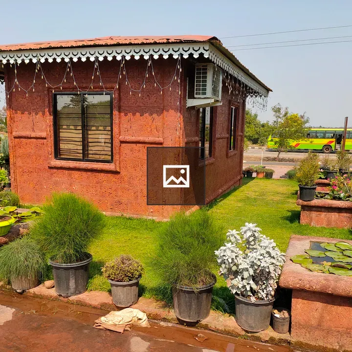 Reception room greenhouse with garden