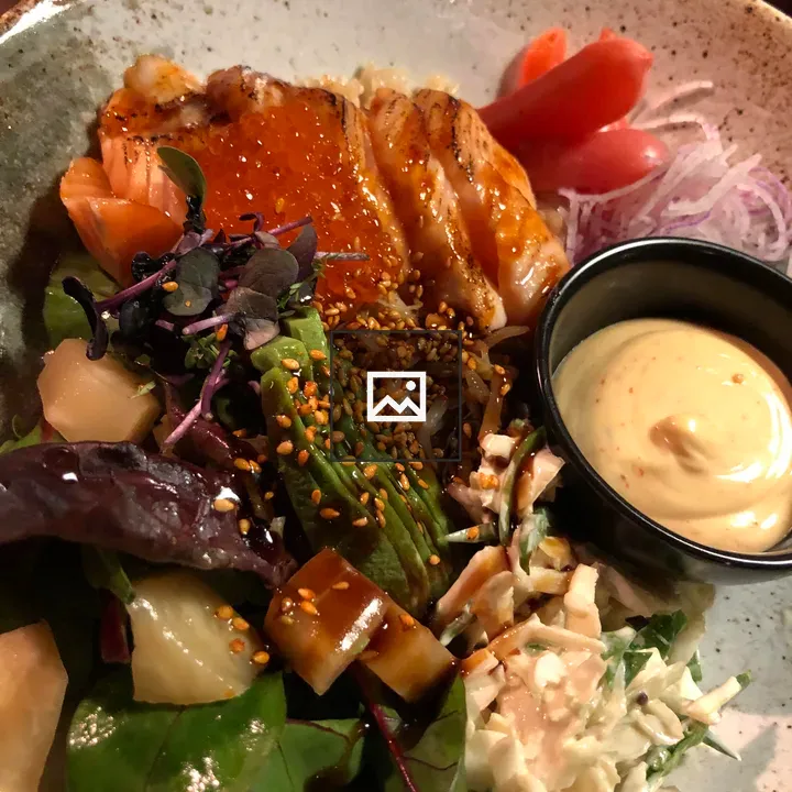 Sushi Bowl in Tokyo