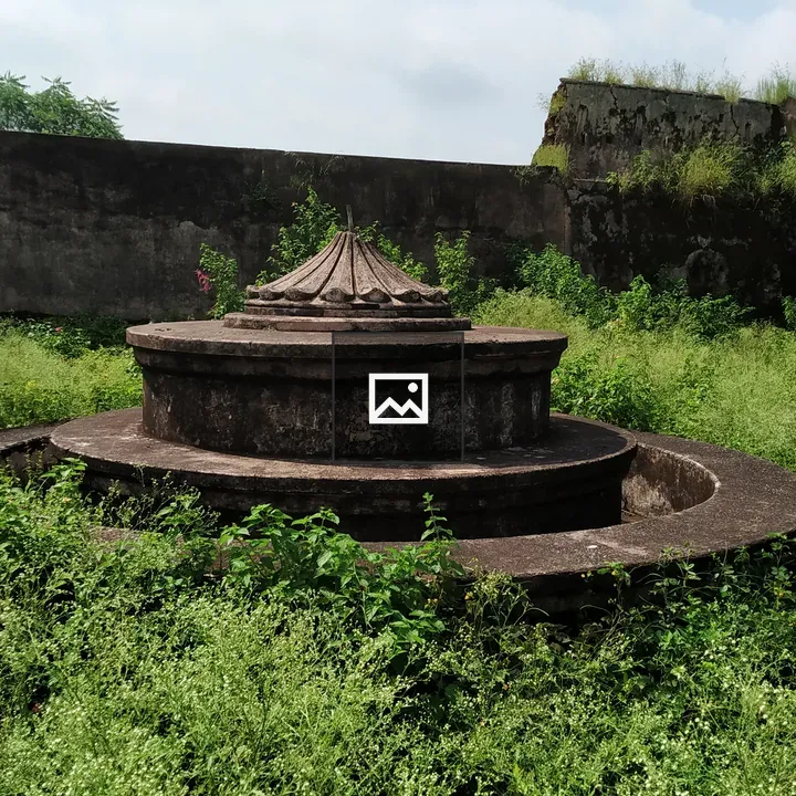 Makdai Ka Kila Ruins