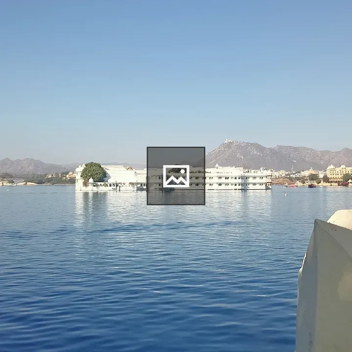 Jal Mahal Palace on Man Sagar Lake