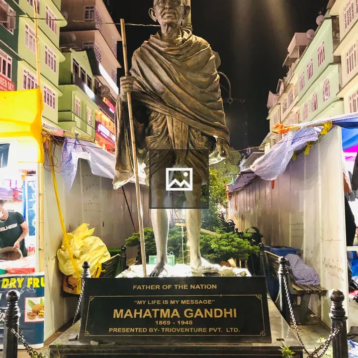 Mahatma Gandhi Statue Darjeeling MG Road