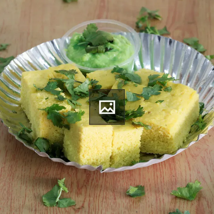 Khaman Dhokla with Chutney