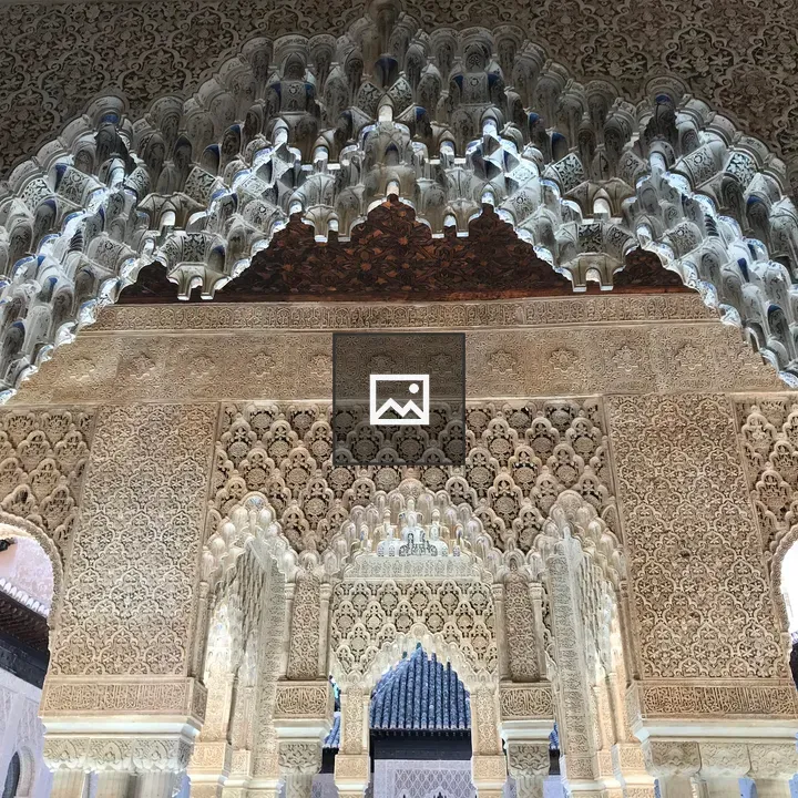 Lace-like Ceiling Decoration