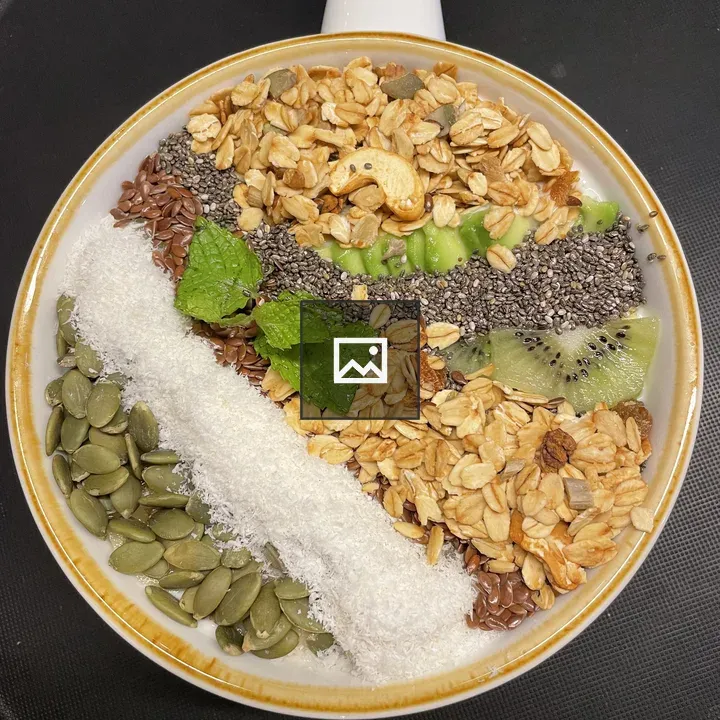 Round bowl with granola and seeds