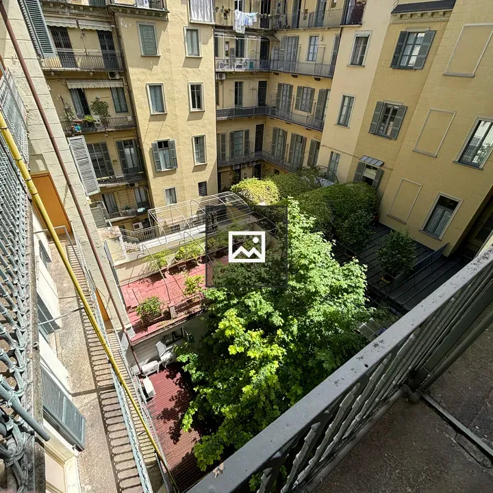 Hotel Courtyard Aerial View