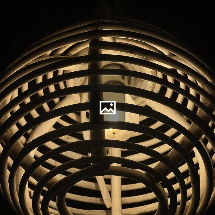 Pendant light fixture close-up