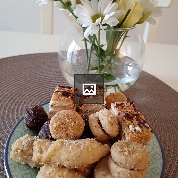 Assorted sweet pastries on round plate