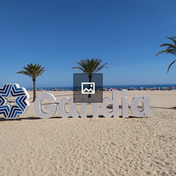 Gandia Beach scene
