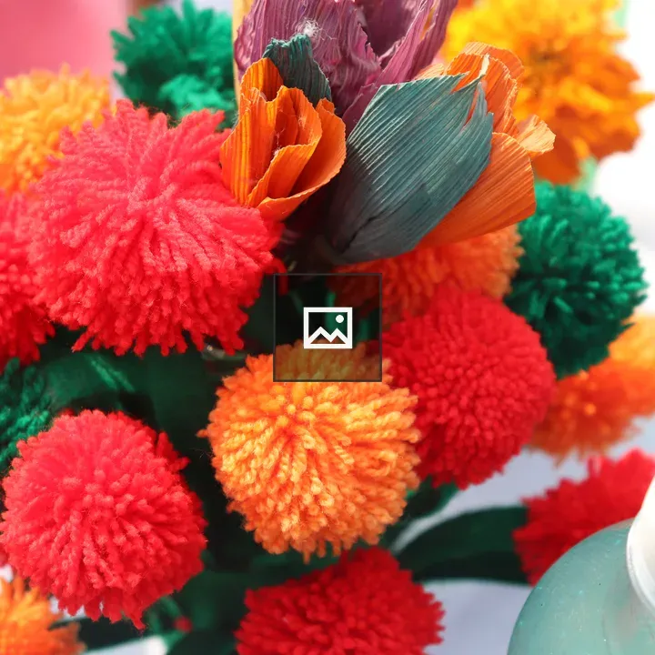 Pom-pom Flower Arrangement