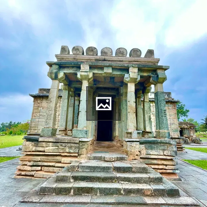 Halebeedu Jain temple complex