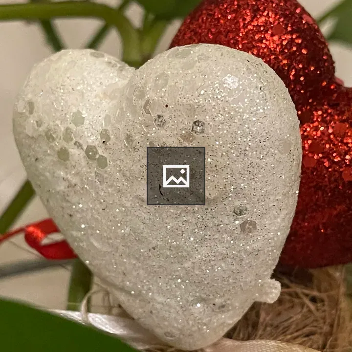 White and Red Hearts Glitter