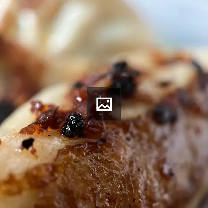 Sesame sauce on pan fried pot sticker