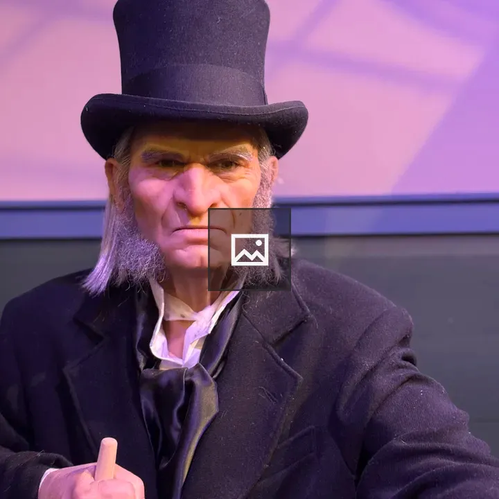 Animatronic Ebenezer Scrooge