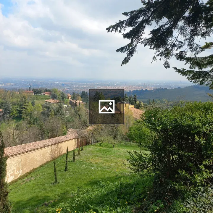 Green hills around Bologna