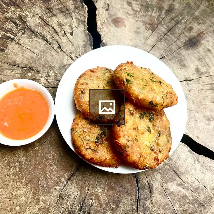 Aalu Chop on Plate
