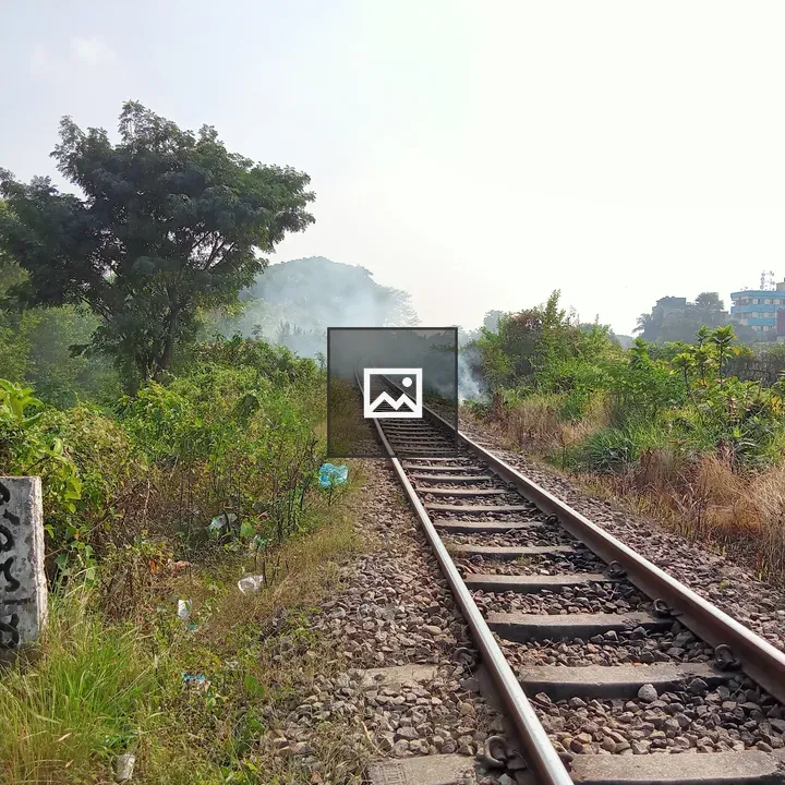 Railway track with pillar
