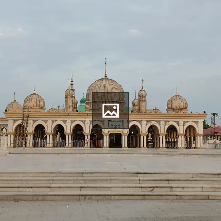 Tajbagh Dargah