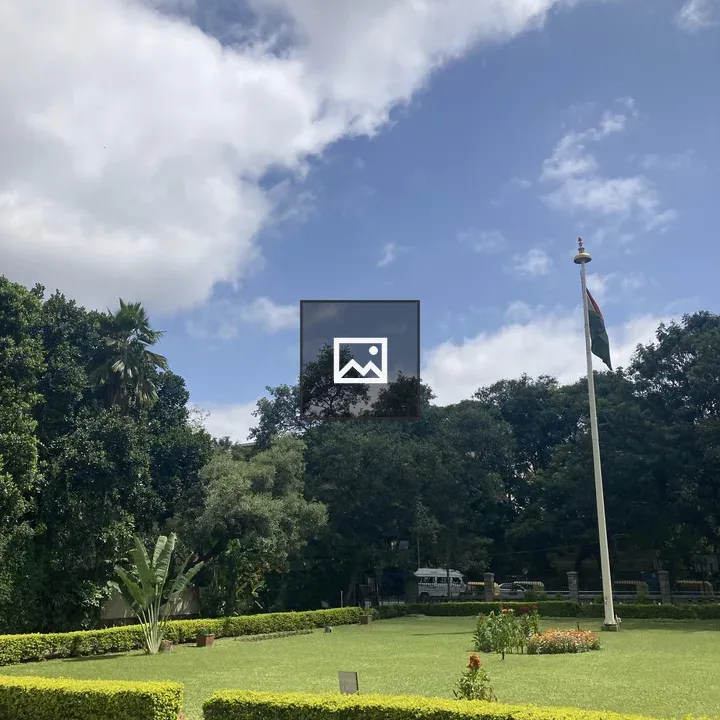 Garden at Tipu Sultan Mahal
