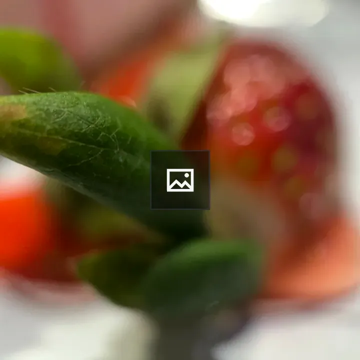Strawberry leaf