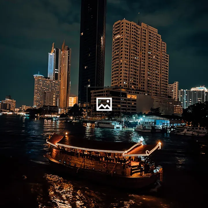 Cruise in Bangkok