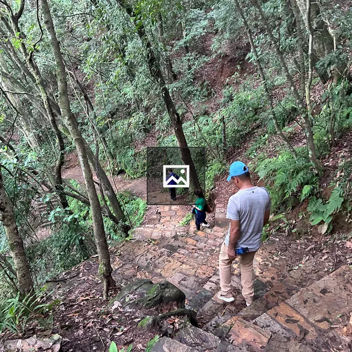 Hikers near Jamacho Gumba