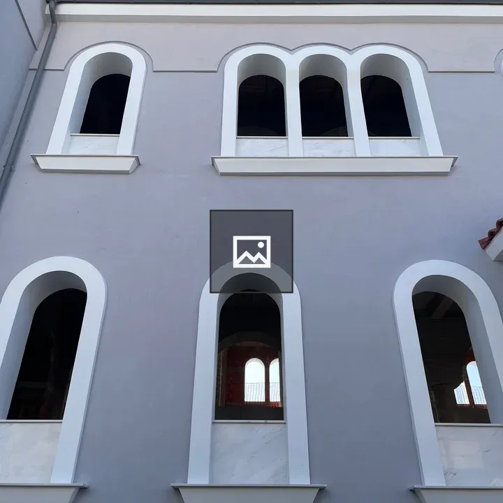 Windows in building facade